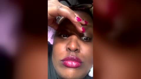 Snapshot of mayafarah chatting on April 14, 6:36 pm mayafarah online show from April 14, 6:36 pm