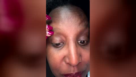 Snapshot of mayafarah chatting on April 16, 5:47 pm mayafarah online show from April 16, 5:47 pm