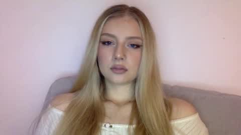 Snapshot of mayaflirt chatting on February 20, 12:49 pm mayaflirt online show from February 20, 12:49 pm