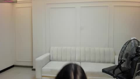 M A Y A    H O F F M A N online show from February 11, 11:15 am