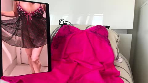 Snapshot of mayaloverlive chatting on May 10, 11:10 pm mayaloverlive online show from May 10, 11:10 pm