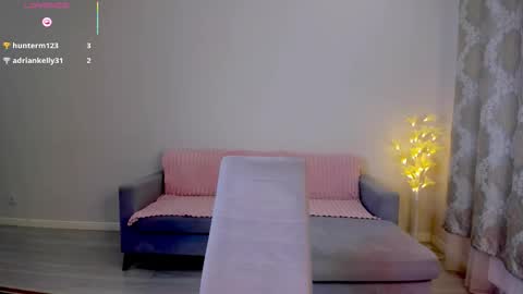 Snapshot of mayamei chatting on February 14, 2:03 pm Mia online show from February 14, 2:03 pm