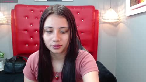 Maya online show from December 17, 11:49 am