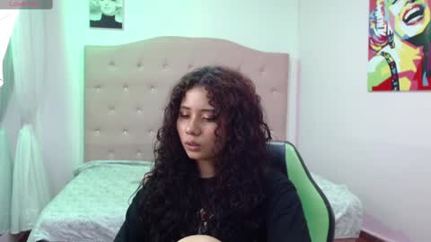 Maya online show from February 26, 7:16 pm