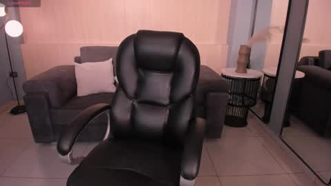 Maya online show from March 5, 4:08 am