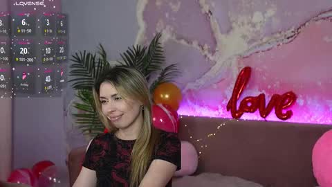 Snapshot of mayarayy chatting on February 16, 10:06 pm M A Y A online show from February 16, 10:06 pm