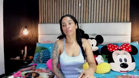 Nicolle Ruselle   Hello my lovely  schedule for great fun from  630 am and end 800 pm Colombian time I wait for you online show from February 10, 11:15 am