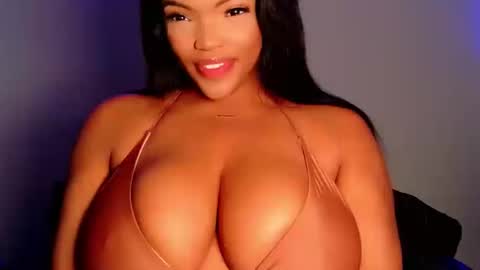 MayBabi online show from April 3, 3:15 am