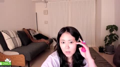 Snapshot of maybenanako chatting on November 15, 3:52 pm Nanako online show from November 15, 3:52 pm