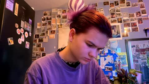 Rose online show from April 7, 4:13 am