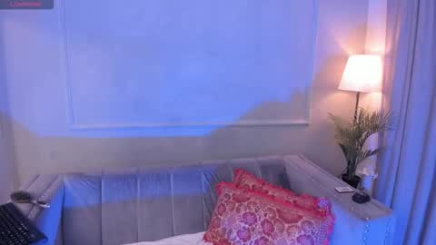 mayevanss online show from October 18, 3:42 am