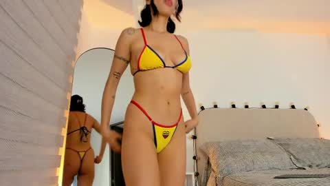 Snapshot of mayli_xx chatting on April 28, 8:36 pm ALIS online show from April 28, 8:36 pm
