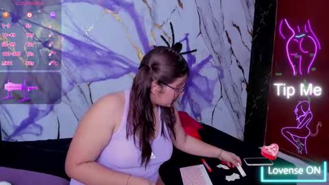 Snapshot of maylin_sweett chatting on October 28, 10:34 pm maylin_sweett online show from October 28, 10:34 pm