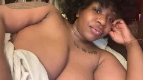 mayluvsu online show from March 14, 9:26 am