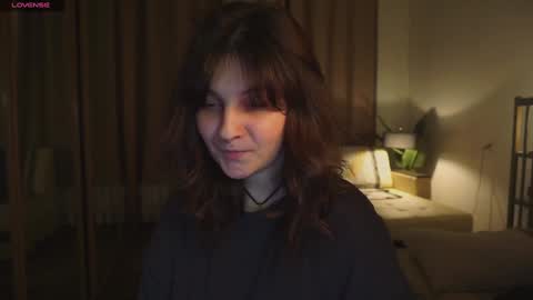 Snapshot of maymary_ chatting on December 7, 11:23 pm Mary . online show from December 7, 11:23 pm