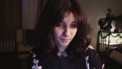 Snapshot of maymary_ chatting on December 24, 7:06 am Mary . online show from December 24, 7:06 am