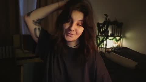 Snapshot of maymary_ chatting on December 26, 8:39 am Mary . online show from December 26, 8:39 am