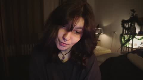 Snapshot of maymary_ chatting on December 27, 5:52 am Mary . online show from December 27, 5:52 am