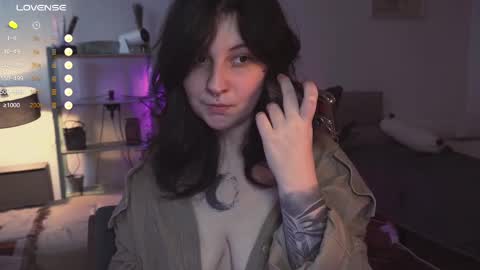 Snapshot of maymary_ chatting on March 10, 8:15 am Mary . online show from March 10, 8:15 am