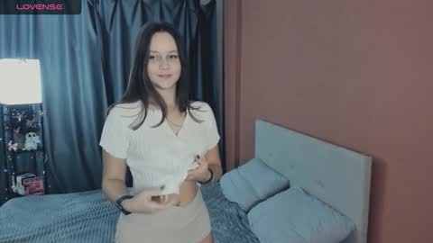 May online show from December 18, 6:36 pm