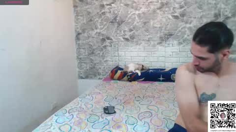 Snapshot of maythedesirelive chatting on December 17, 12:16 am thonny online show from December 17, 12:16 am