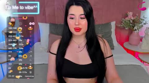 MayaLevi online show from October 6, 7:11 pm