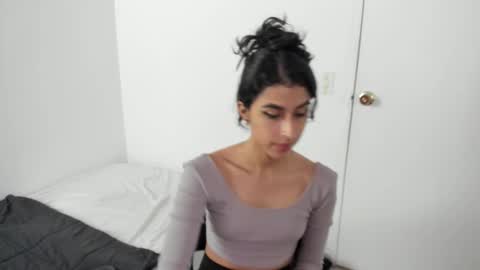 mazikeen_18 online show from November 27, 1:13 pm