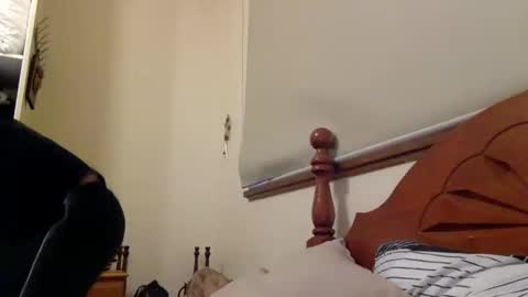 mazl0w online show from October 20, 7:42 am