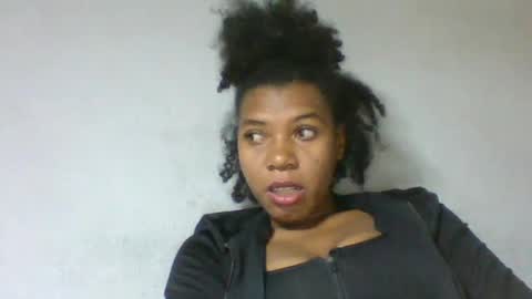 Snapshot of mbotiamby chatting on July 15, 5:18 pm mbotiamby online show from July 15, 5:18 pm