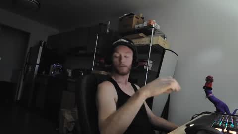mcchoopyy online show from September 19, 4:03 am