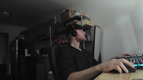 mcchoopyy online show from September 28, 1:55 am