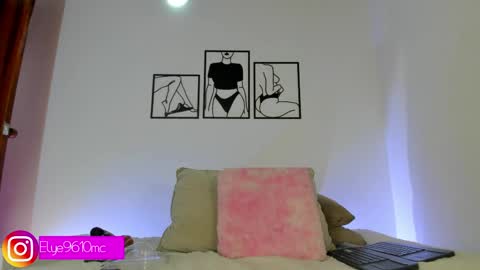 Ellie online show from May 13, 12:52 am