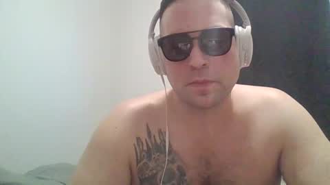 McFly online show from February 7, 3:05 pm