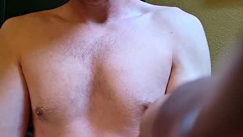 Snapshot of mclovinmackay chatting on June 29, 5:24 pm mclovinmackay online show from June 29, 5:24 pm