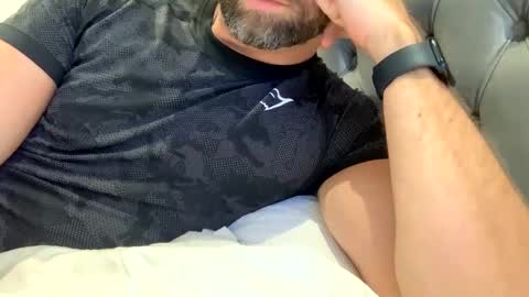 Snapshot of mcr8080 chatting on December 29, 3:03 pm mcr8080 online show from December 29, 3:03 pm