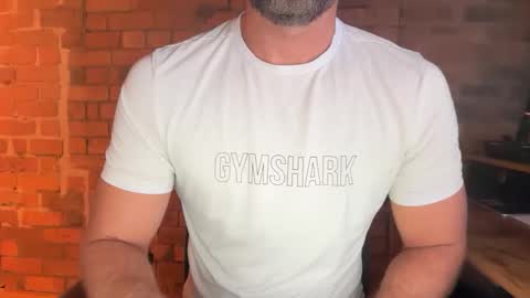 mcr8080 online show from March 19, 6:17 am