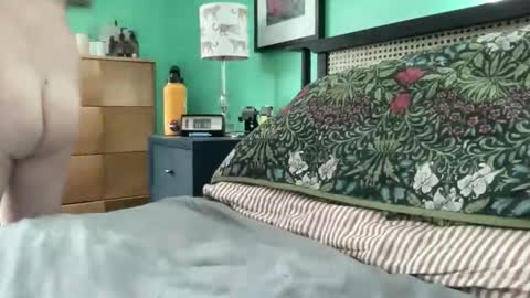 Snapshot of mcrizzle2 chatting on February 17, 4:57 pm mcrizzle2 online show from February 17, 4:57 pm