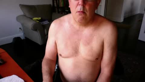 Snapshot of mdog9669 chatting on July 5, 12:34 pm mdog9669 online show from July 5, 12:34 pm