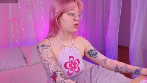 Roze online show from March 22, 8:51 am