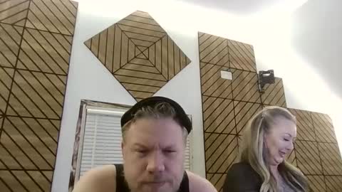 me2283 online show from May 5, 2:08 am