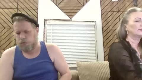 me2283 online show from May 22, 3:13 am