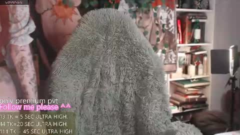 Snapshot of me_hanna chatting on May 21, 2:40 am Hanna online show from May 21, 2:40 am