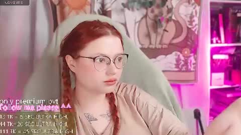 Snapshot of me_hanna chatting on June 27, 2:05 am Hanna online show from June 27, 2:05 am