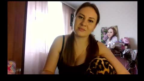 Snapshot of meadoweyes_ chatting on October 7, 9:50 am meadoweyes_ online show from October 7, 9:50 am