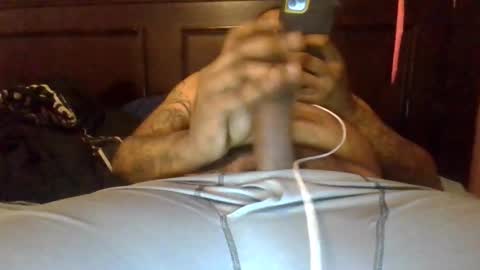 Snapshot of meandmycock88 chatting on January 27, 12:22 am meandmycock88 online show from January 27, 12:22 am