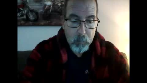 me at home online show from December 15, 2:59 pm