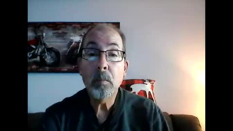 me at home online show from December 22, 4:27 pm