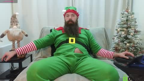 Snapshot of meaty_roll chatting on December 16, 4:34 am Meaty Roll online show from December 16, 4:34 am