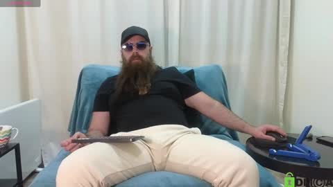 Snapshot of meaty_roll chatting on January 13, 3:34 am Meaty Roll online show from January 13, 3:34 am