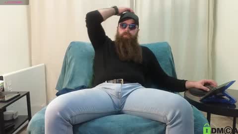 Snapshot of meaty_roll chatting on February 7, 4:37 am Meaty Roll online show from February 7, 4:37 am